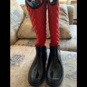 Kamik Red/Black quilted rain boots size 6